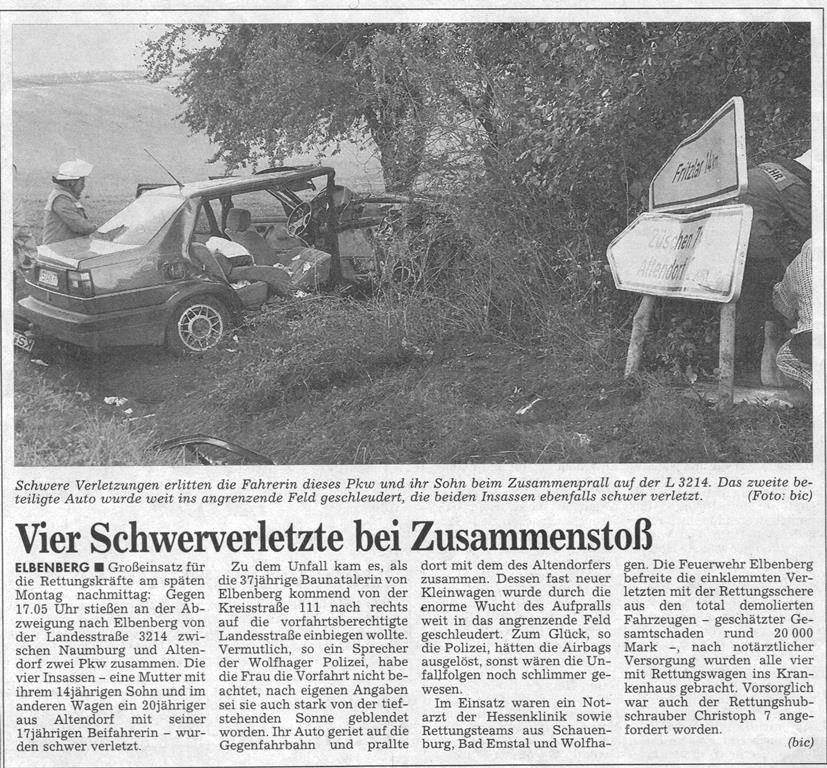1999 10 20 Vier Schwerverletzte bei Zusammenstoß Zeitungsbericht